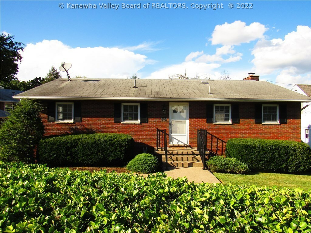 Property Photo: 410 Burgess Drive WV 25177