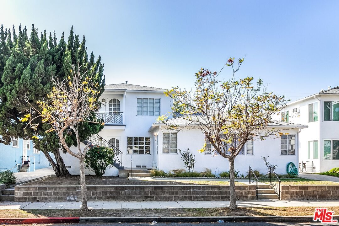 3843   Midway Ave  Culver City CA 90232 photo
