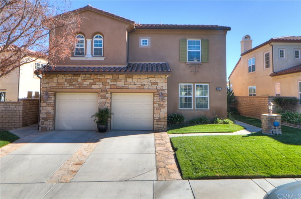 27066 Maple Tree Court  Valencia CA 91381 photo