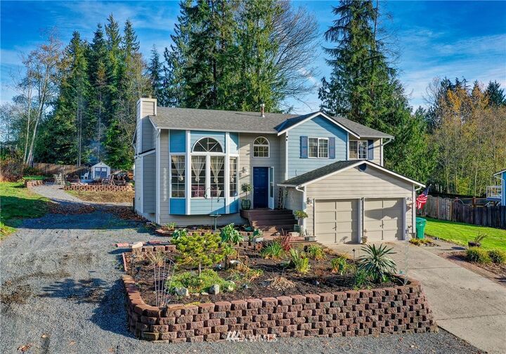 Property Photo:  2411 115th Avenue SE  WA 98258 