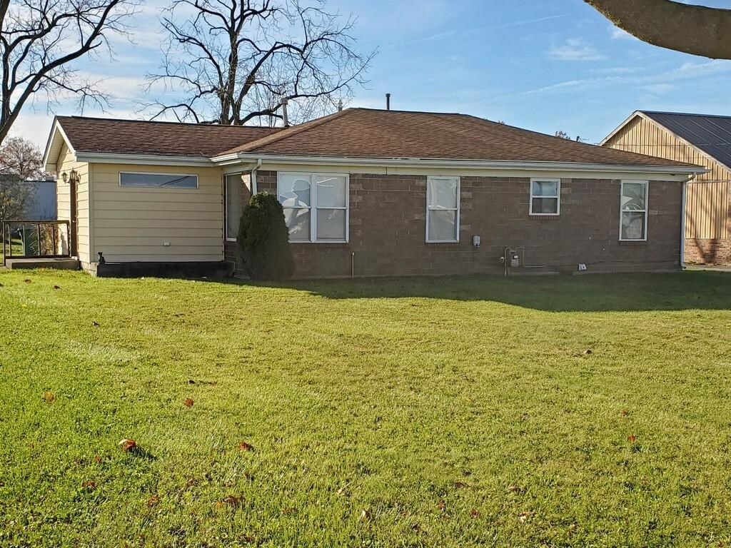 Property Photo:  1815 Riley Road  IN 47362-1867 