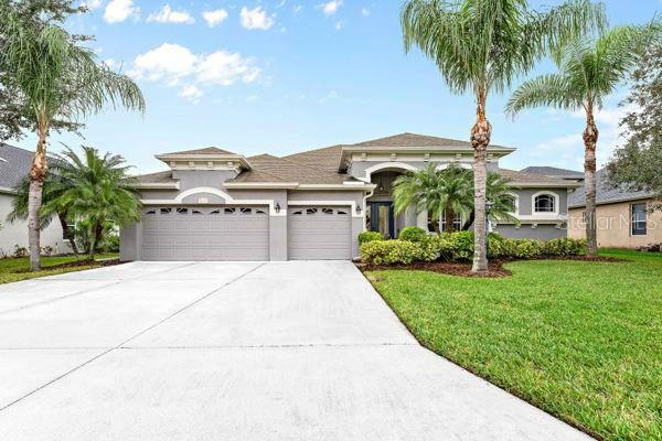 Property Photo:  7633 Heyward Circle  FL 34201 