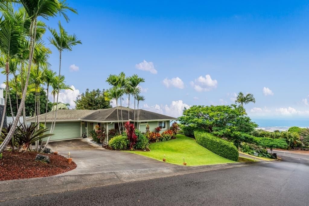 Property Photo:  73-1458 Laakea St  HI 96740 