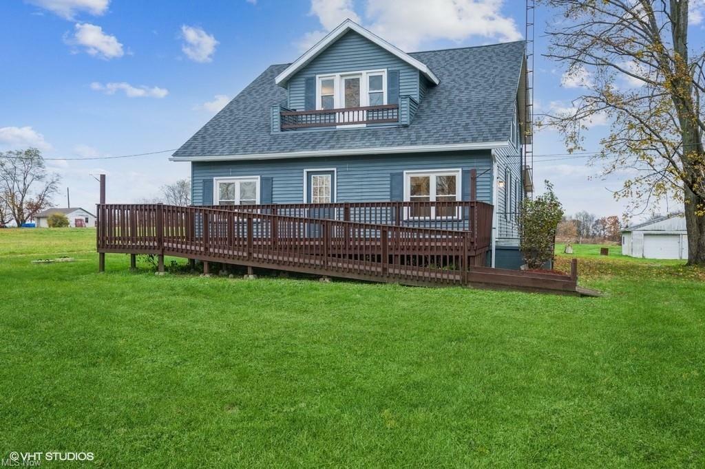 Property Photo:  1438 Benton Road  OH 44460 