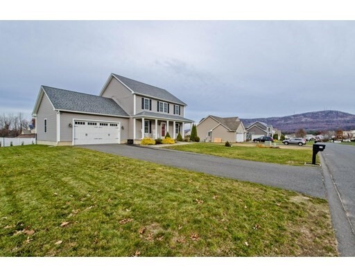 Property Photo: 11 Kingsberry Way MA 01027