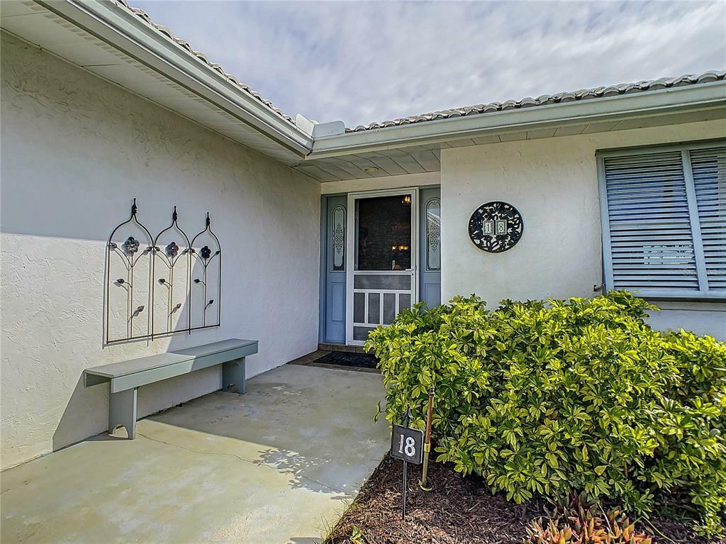 Property Photo:  18 Dover Drive  FL 34223 