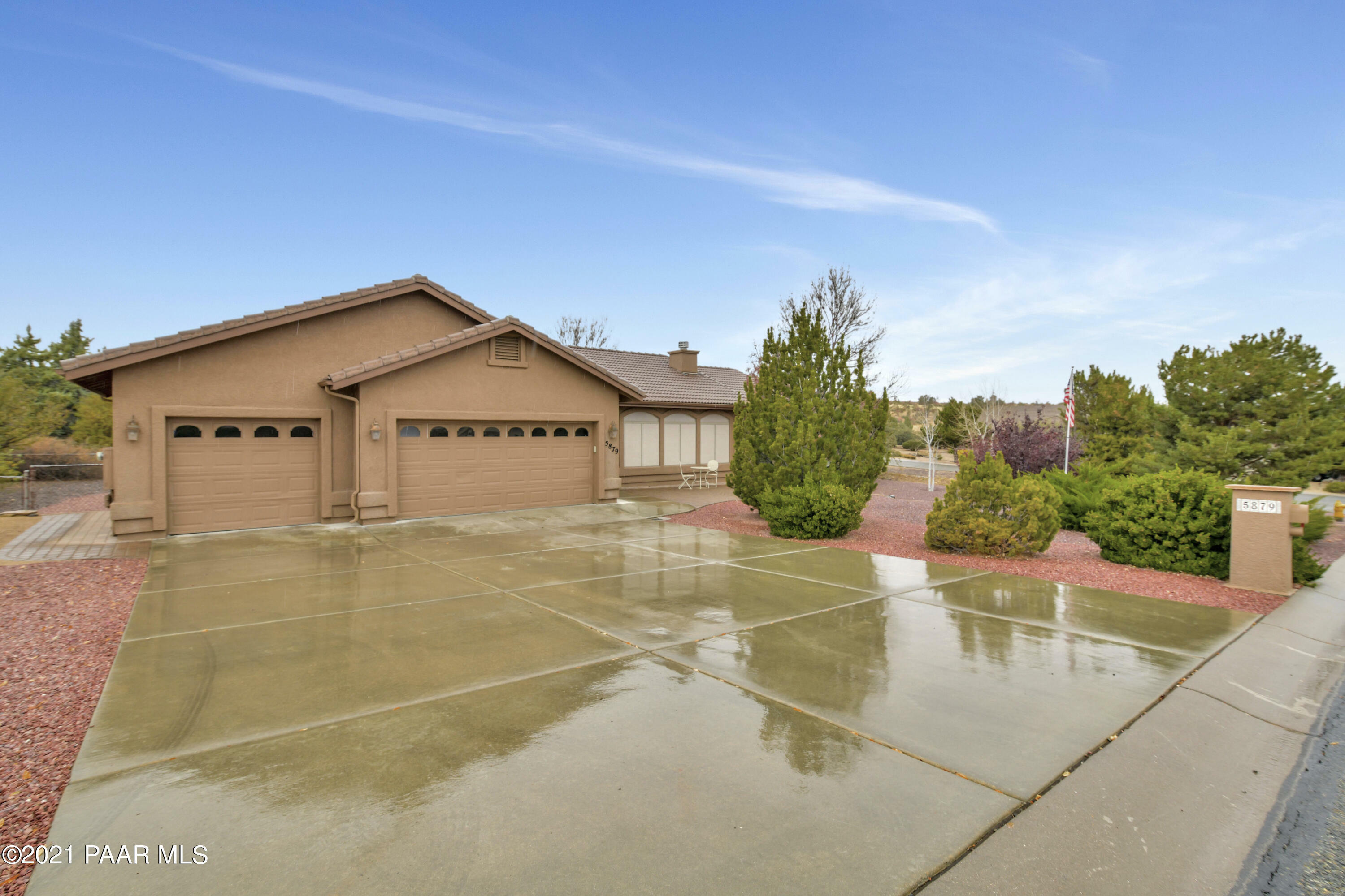 Property Photo:  5879 Nightshade Lane  AZ 86305 