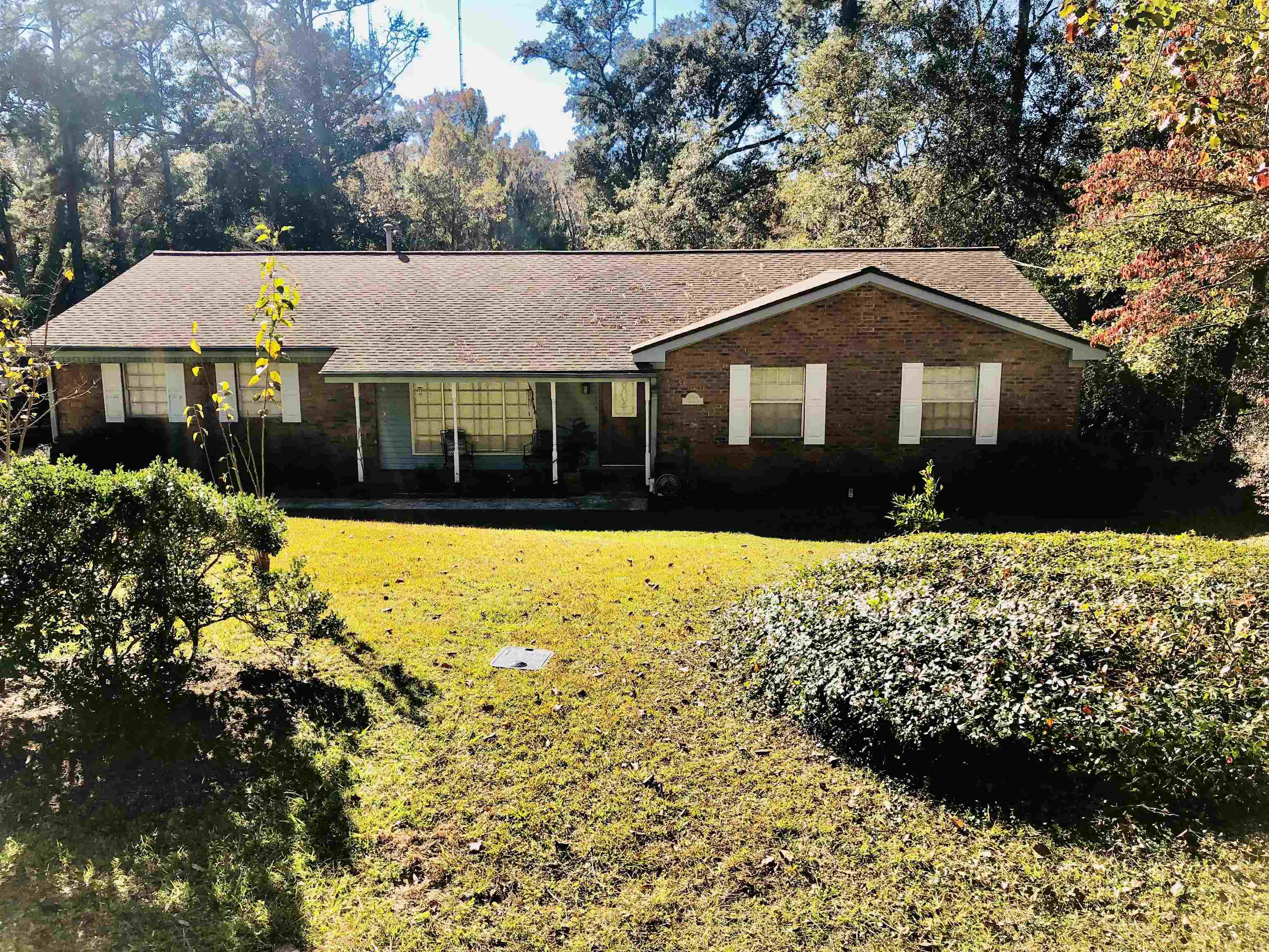 Property Photo:  3206 Yorktown Drive  FL 32312 