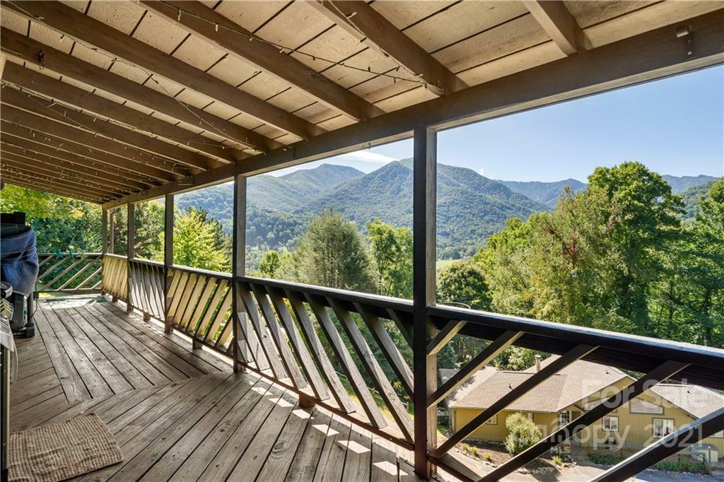 Property Photo:  330 Valley Creek Drive  NC 28751 