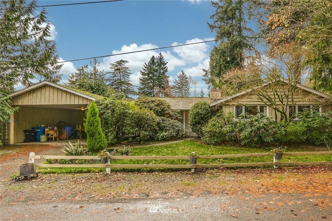 Property Photo:  3617 74th Avenue SE  WA 98040 