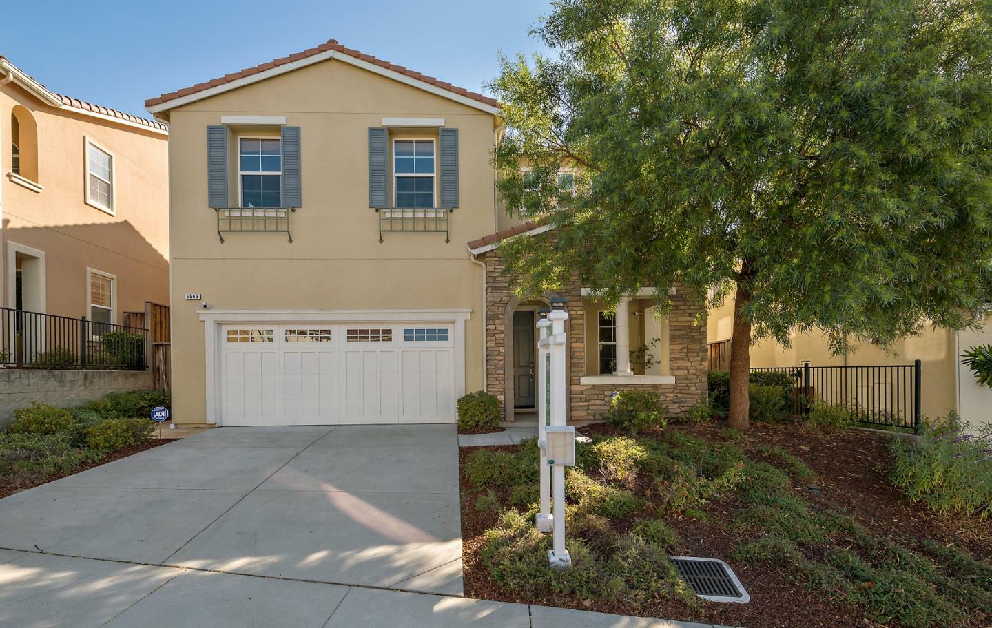 Property Photo:  6565 Gravina Loop  CA 95138 