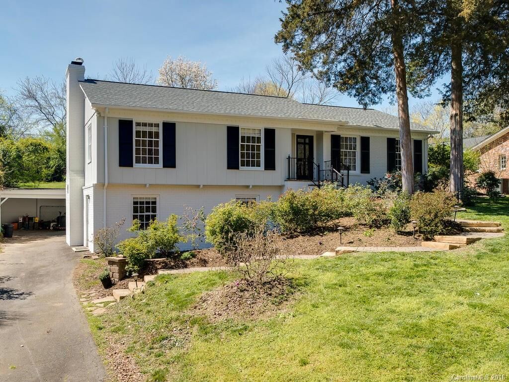 Property Photo:  2430 Inverness Road  NC 28209 