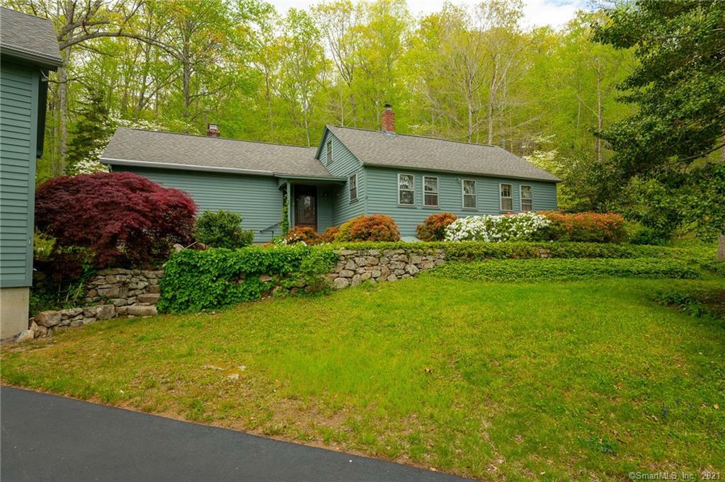 Property Photo:  15 Honey Hill Lane  CT 06371 