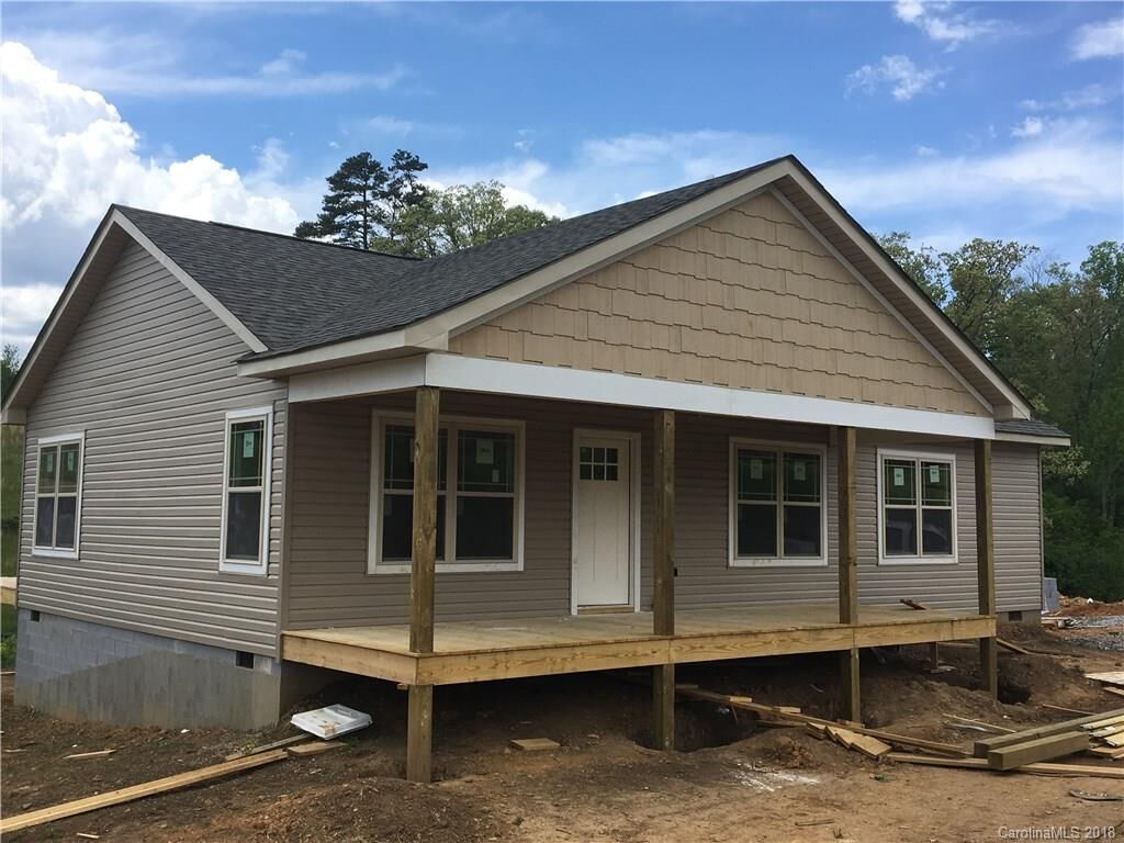 Property Photo:  812 Old Highway 20 None  NC 28701 