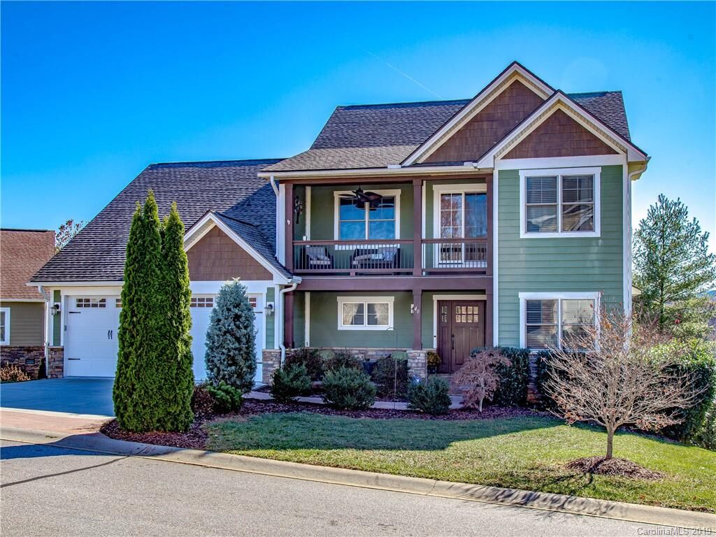 Property Photo:  40 Ledgestone Drive  NC 28730 