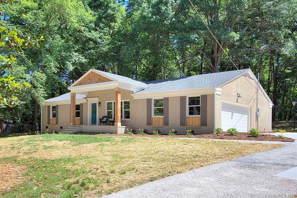 Property Photo:  1942 Summerhill Drive  NC 28212 