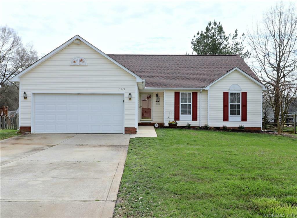 Property Photo: 5843 Timber Falls Place NW NC 28027