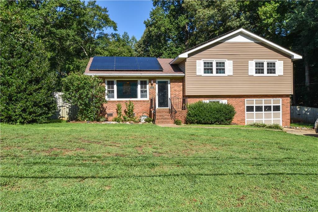 Property Photo:  720 W Park Avenue  NC 28115 