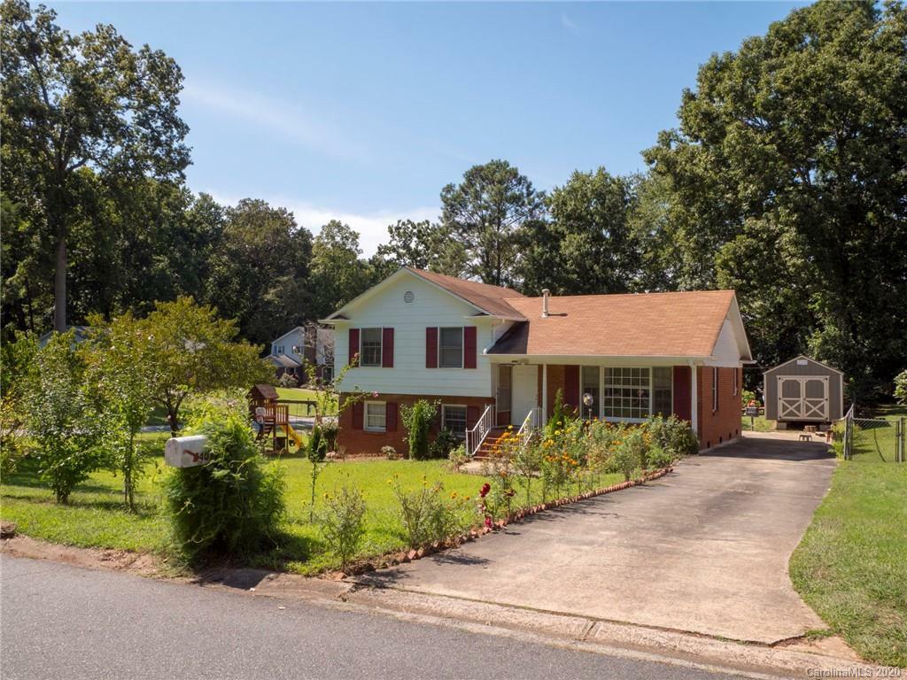 Property Photo:  4401 Easthaven Drive  NC 28212 