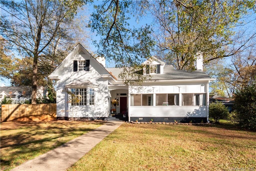 Property Photo:  112 N Piedmont Avenue  NC 28086 