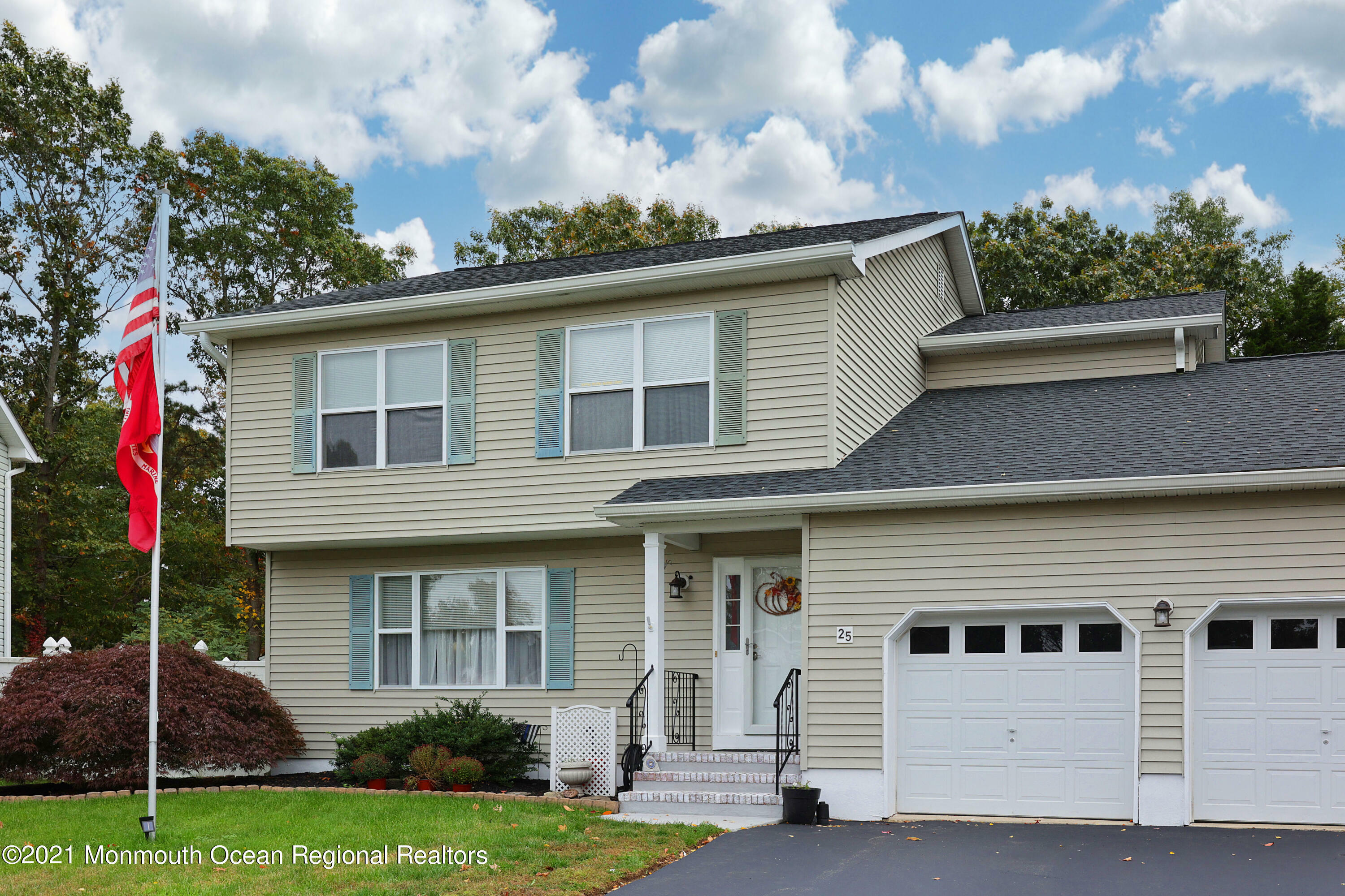 Property Photo:  25 Higgins Court  NJ 07731 