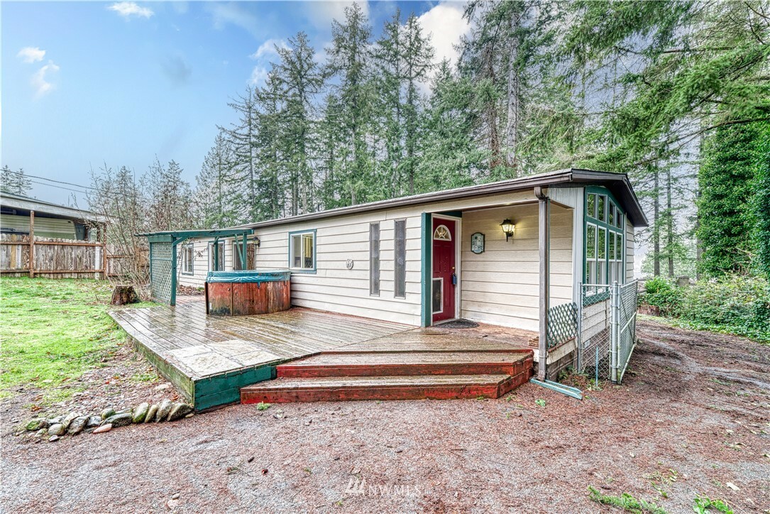 Property Photo:  344 W Tahuyeh Drive  WA 98312 