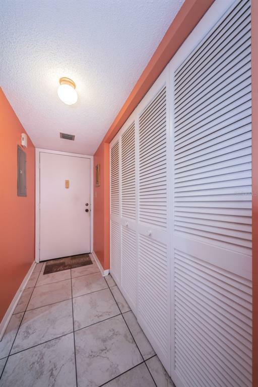 Property Photo:  90 S Highland Avenue 118  FL 34689 