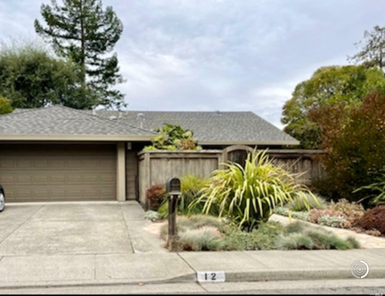 Property Photo: 12 Woodleaf Court CA 94945