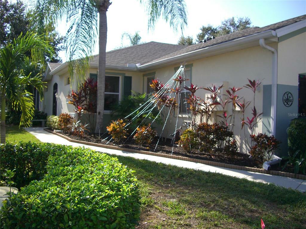 Property Photo:  2122 Acadia Greens Drive 37  FL 33573 