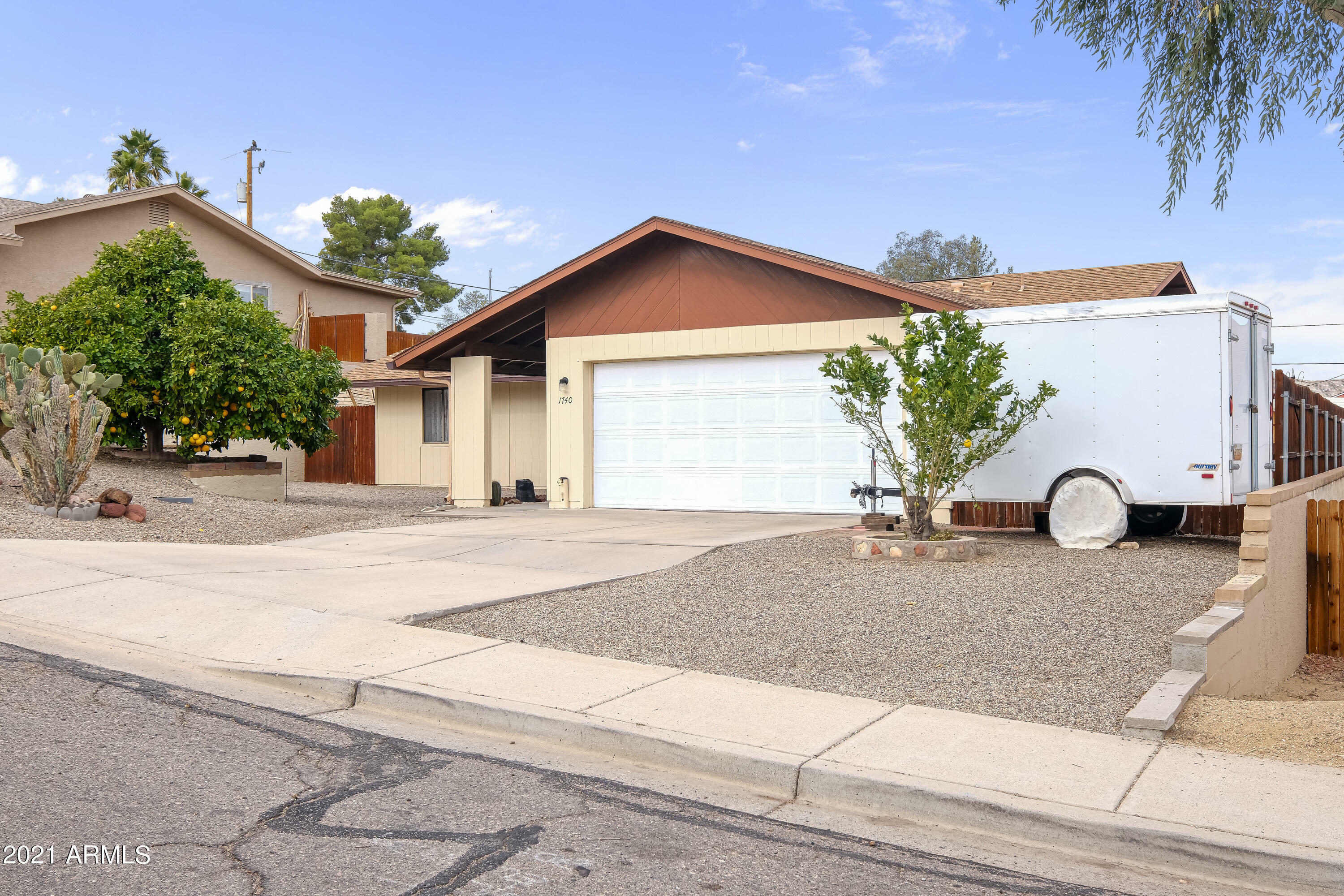 Property Photo:  1740 Vista Drive  AZ 85390 