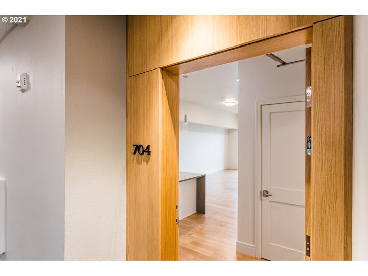 1600 Pearl St 704  Eugene OR 97401 photo