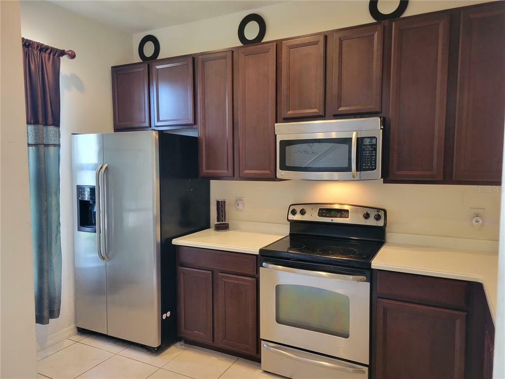 Property Photo: 1185 Grantham Drive FL 34234