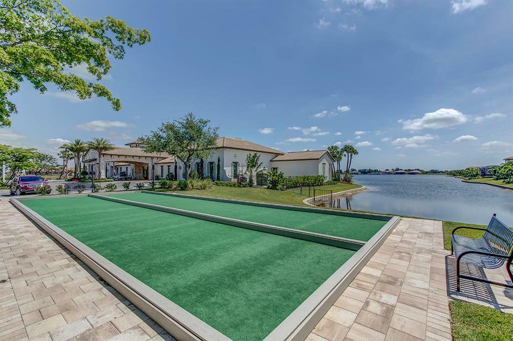 Property Photo:  672 Ravello Boulevard  FL 34275 