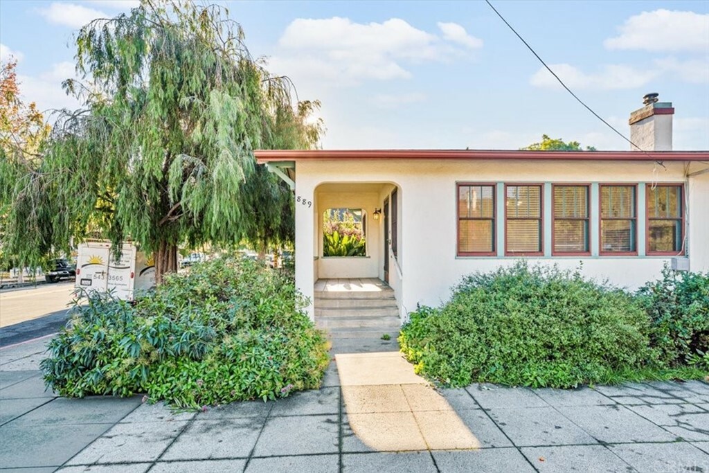 Property Photo:  889 Buchon Street  CA 93401 