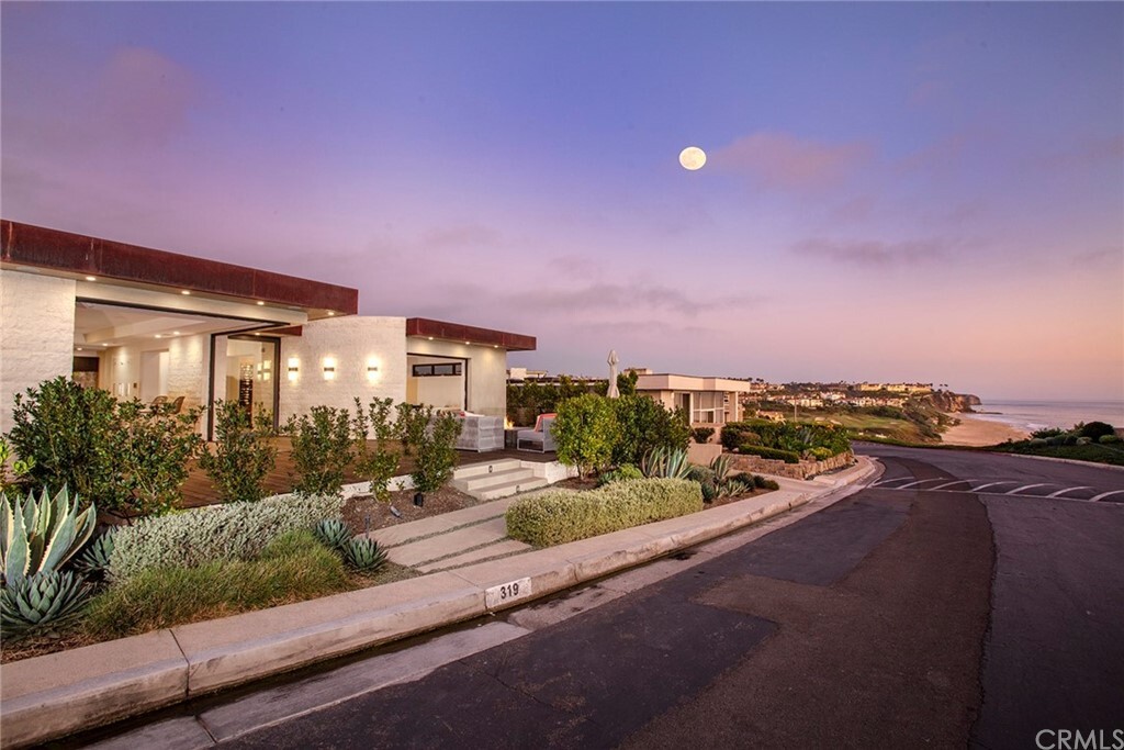 Property Photo: 319 Monarch Bay Drive CA 92629