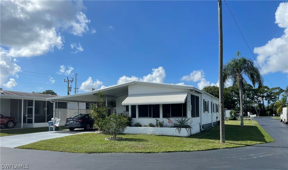 890 Homestead Drive  North Fort Myers FL 33917 photo