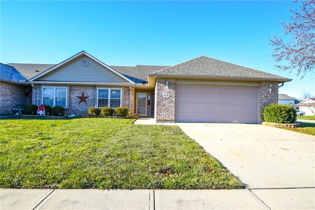 Property Photo: 414 Kathys Way OH 45385
