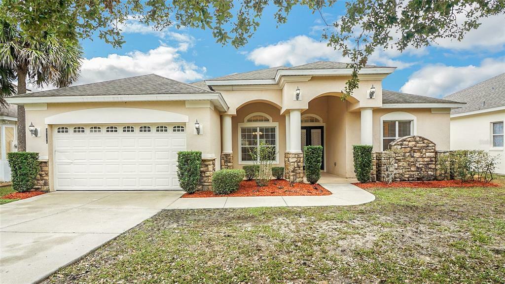 Property Photo:  33214 Irongate Drive  FL 34788 