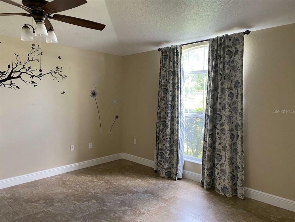 Property Photo: 2859 Blooming Alamanda Loop FL 34747