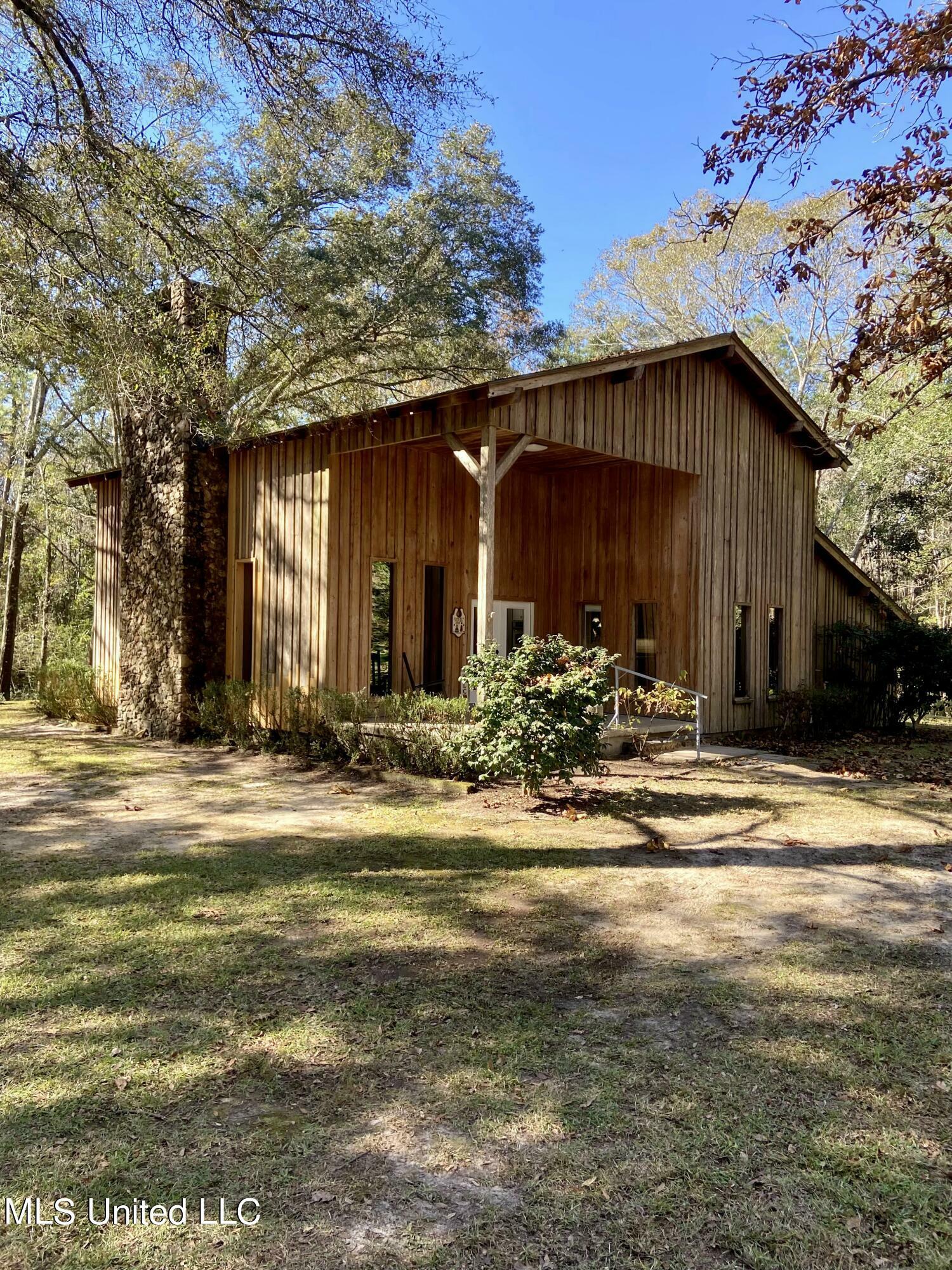 Property Photo:  188 Devaughn Road  MS 39452 