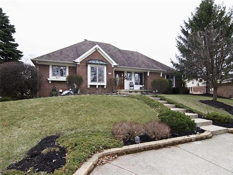 Property Photo: 4487 Hunters Ridge Lane IN 46143