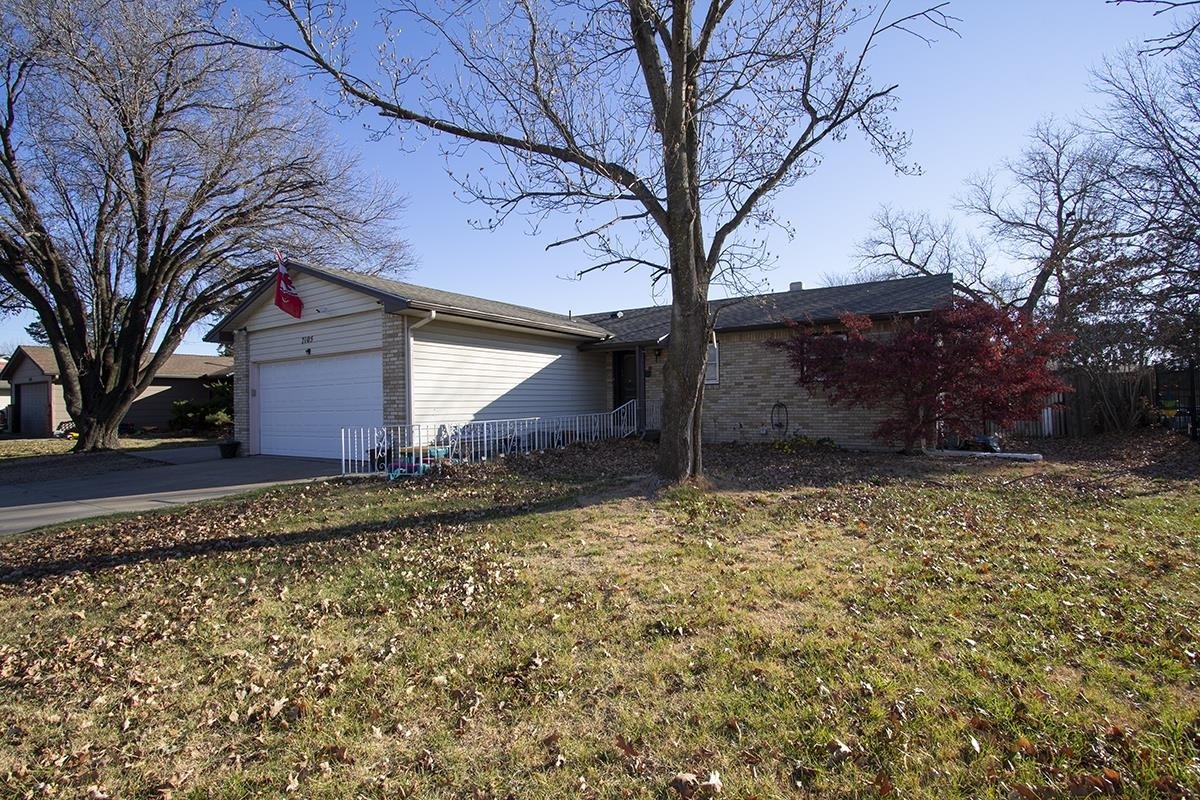 Property Photo: 7105 W 11th St N KS 67212