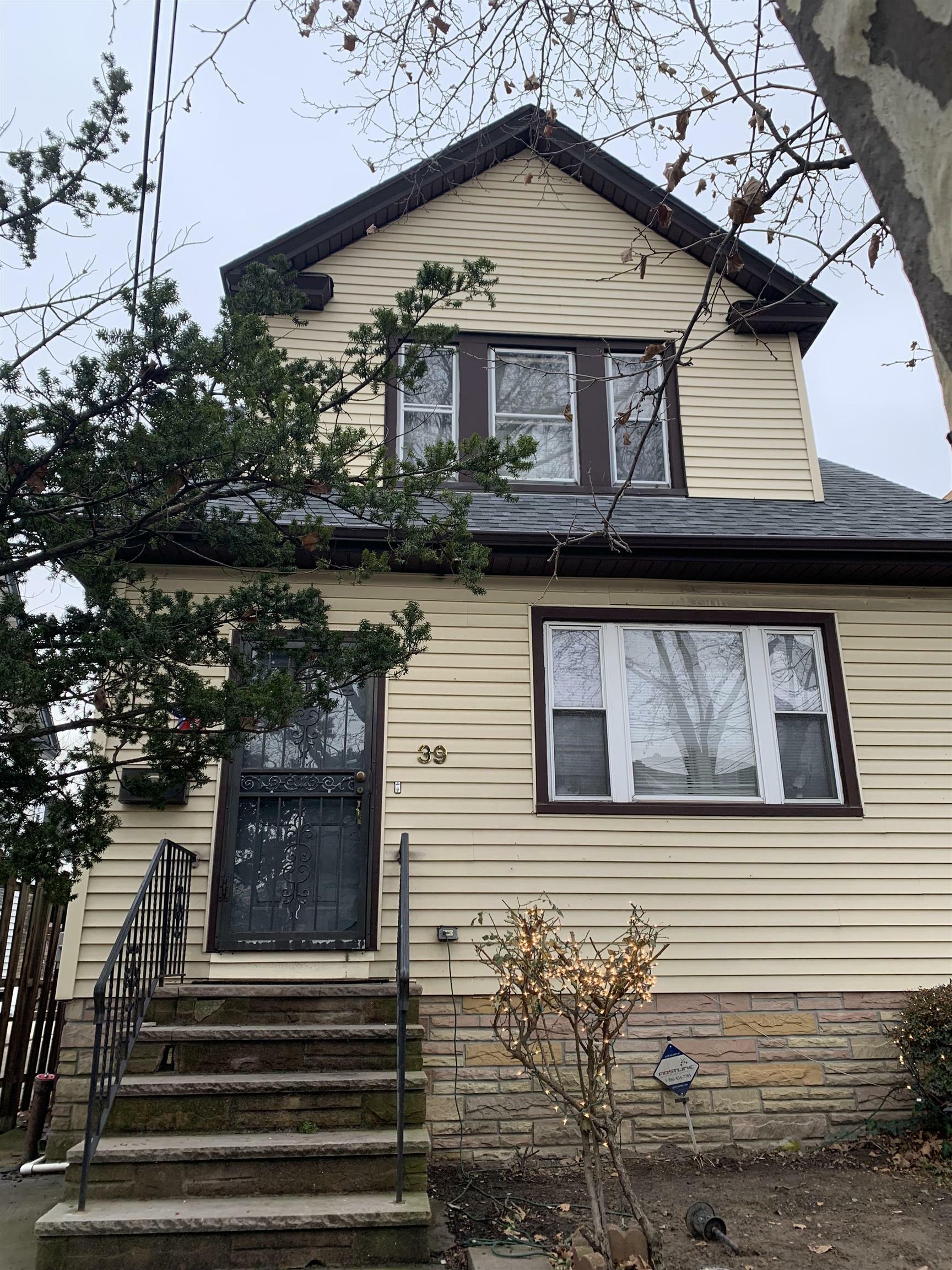 Property Photo:  39 Neptune Ave  NJ 07305-4708 