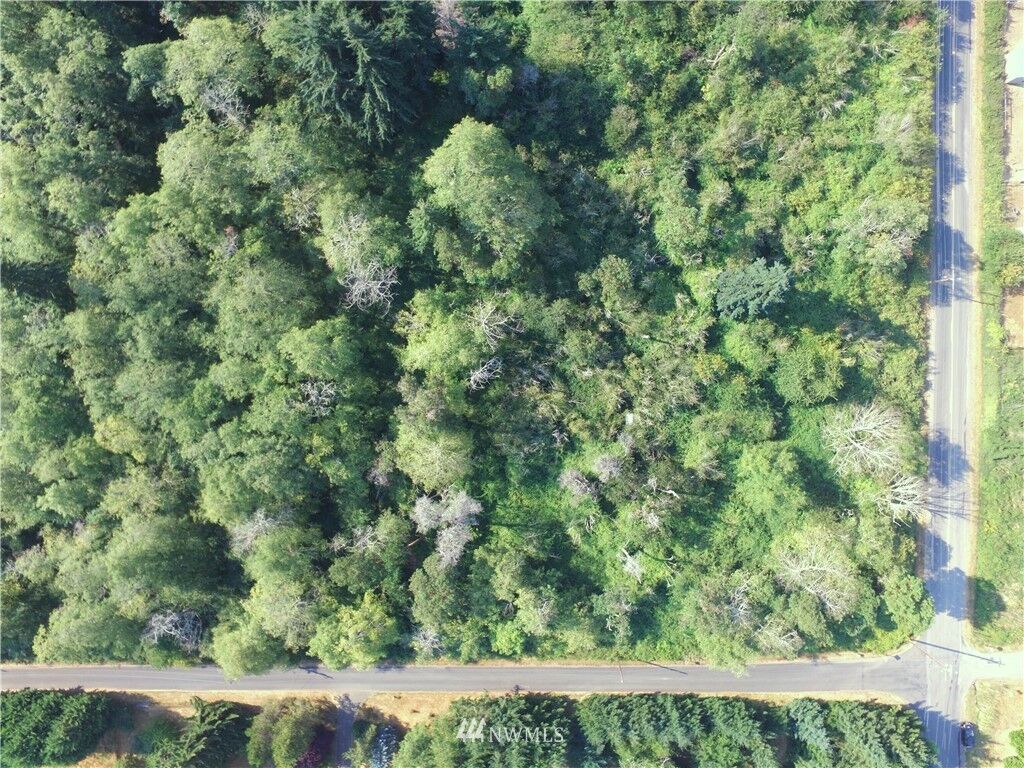 Property Photo: 24 Xxx 59th Avenue SW WA 98070