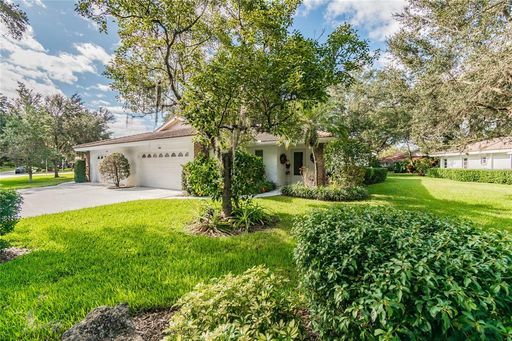 Property Photo:  5634 Garden Lakes Drive  FL 34203 