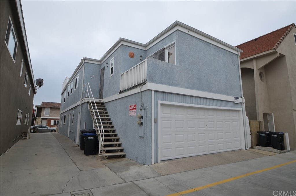 Property Photo: 115 34th Street CA 92663