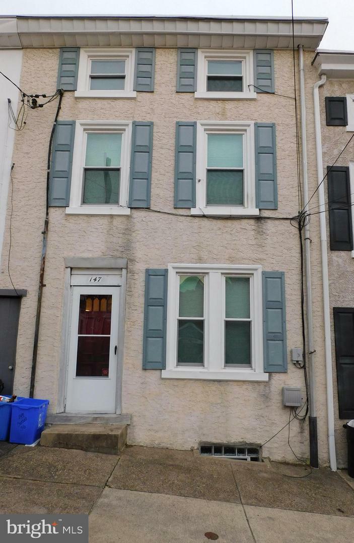 Property Photo:  147 Carson Street  PA 19127 