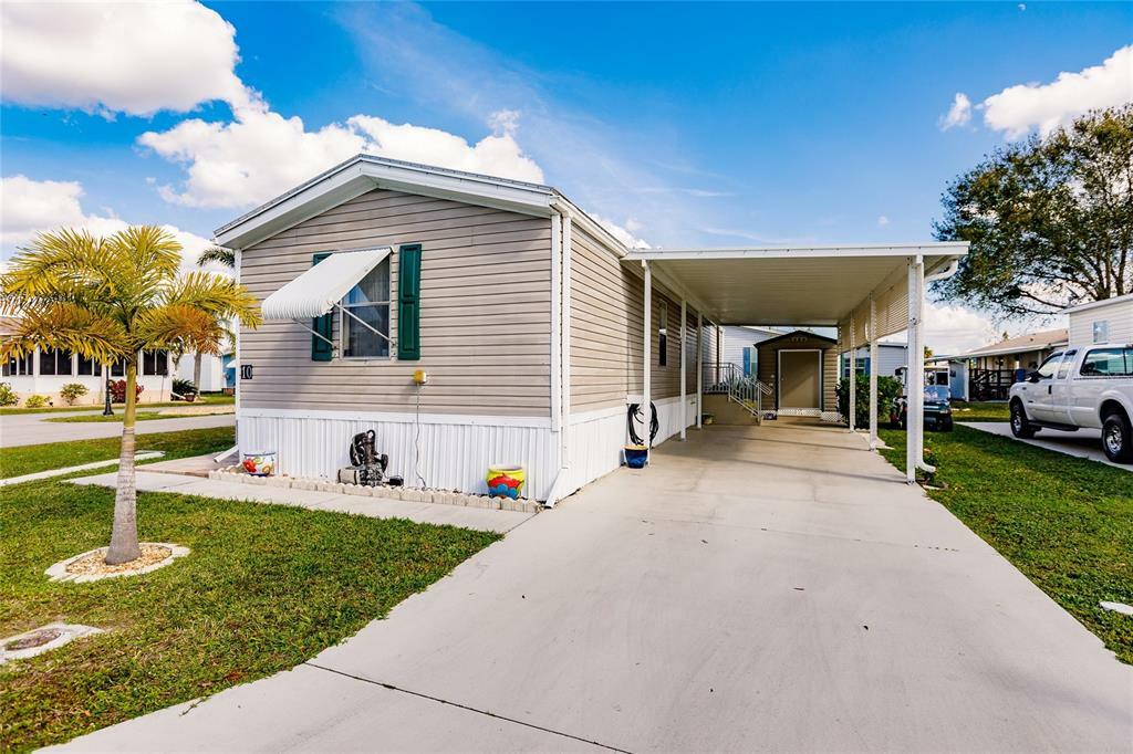 Property Photo:  10 S Pelican  FL 33950 