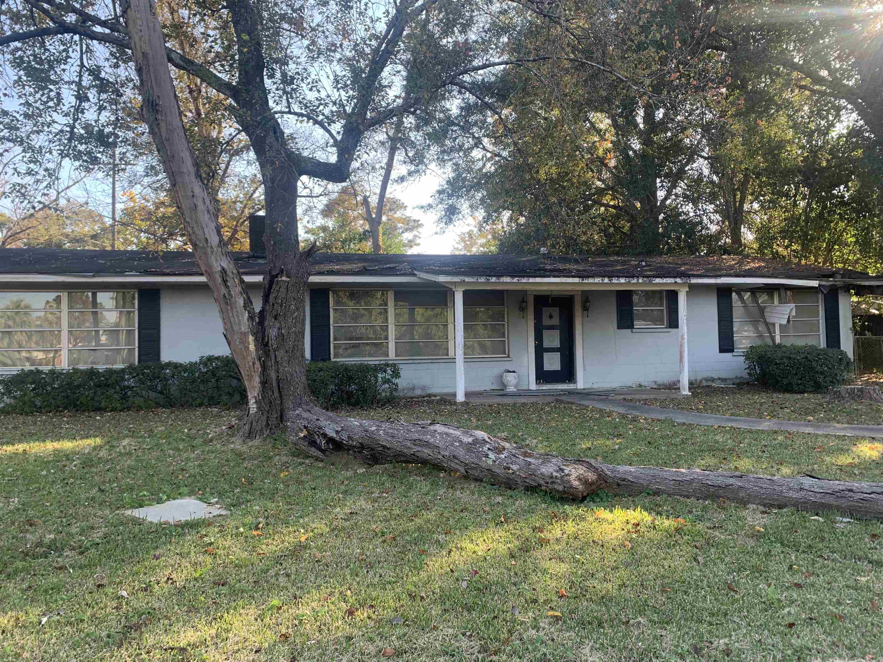 Property Photo:  1903 W King Street  FL 32351 