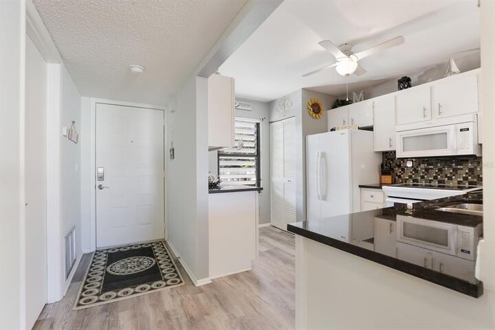 Property Photo: 420 Spring Lakes Blvd 420 FL 34210
